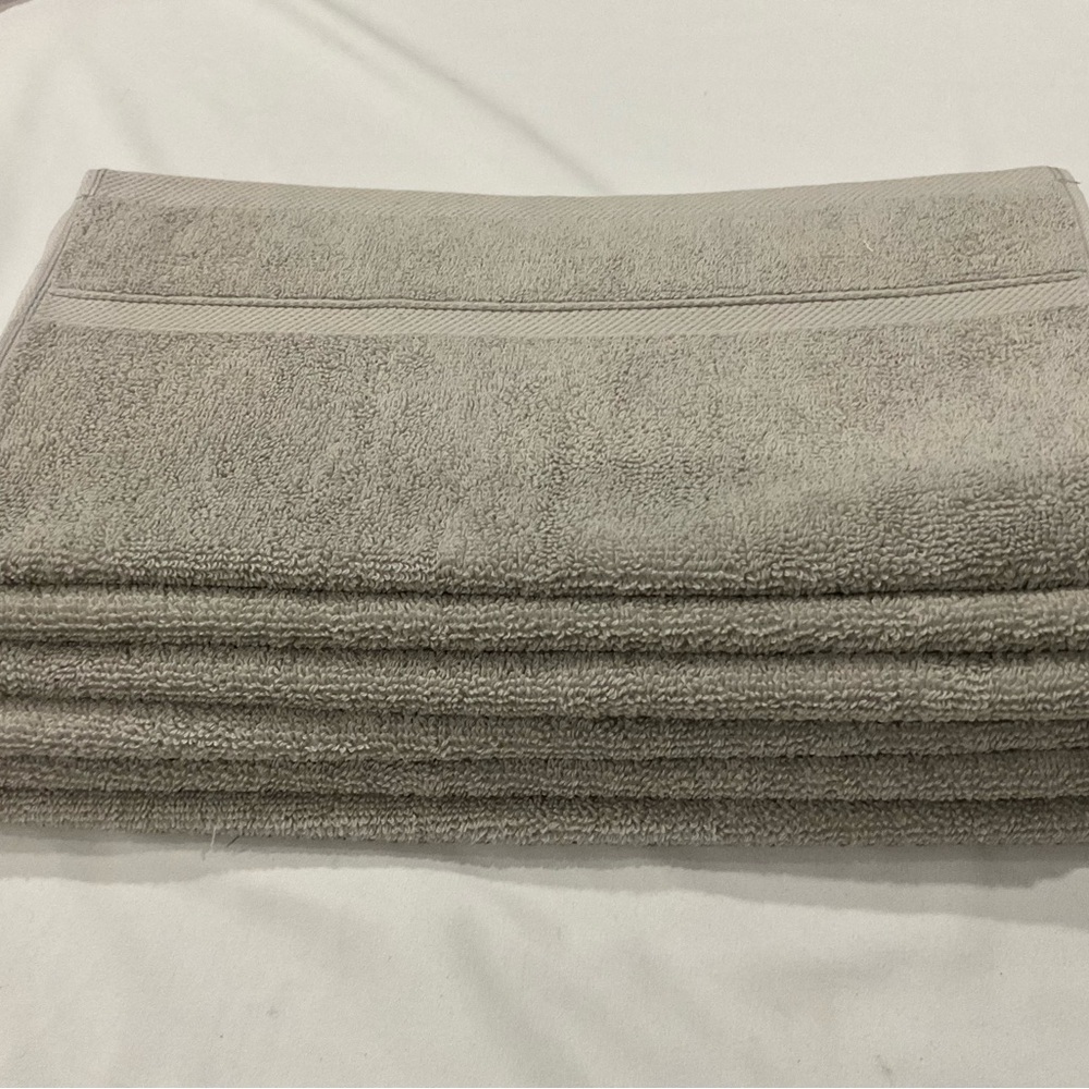 Frette Plush Stone Gray Face Towel -